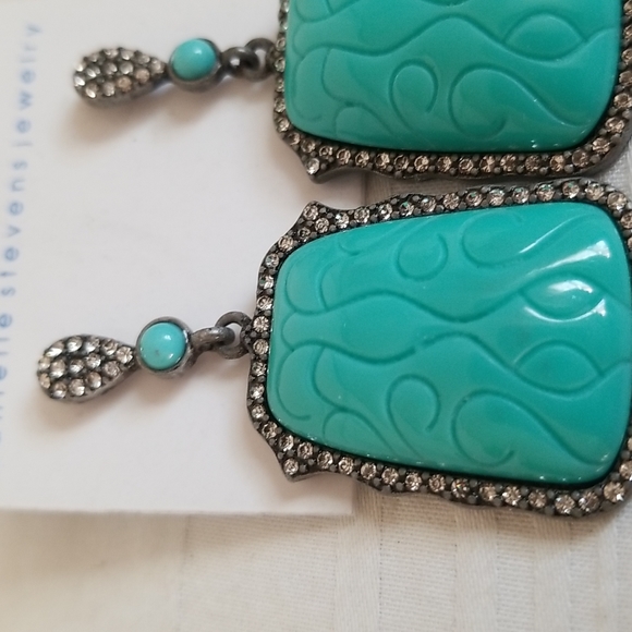 New Vintage Danielle Stevens Turquoise Crystal Earrings - Picture 2 of 4